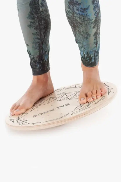 Balance Circle Yoga Board aus Holz von Happymoon für Kinder