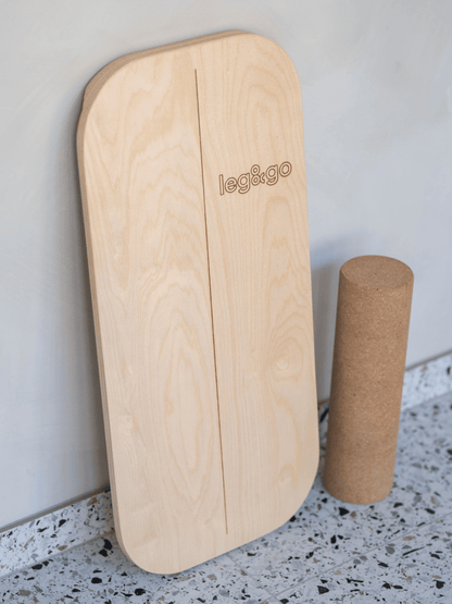 Balance Board aus Holz von leg & go im Kinderzimmer