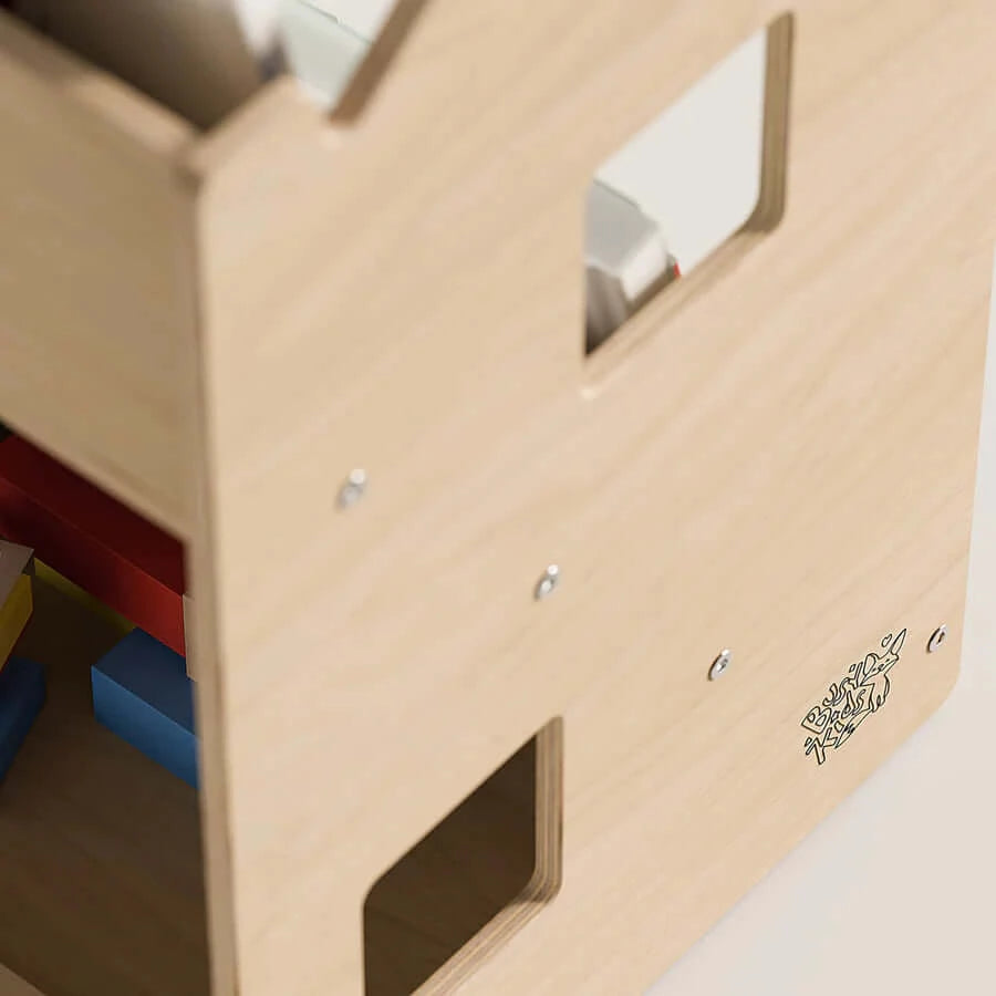 Bücherregal Häuschen im Montessori-Stil