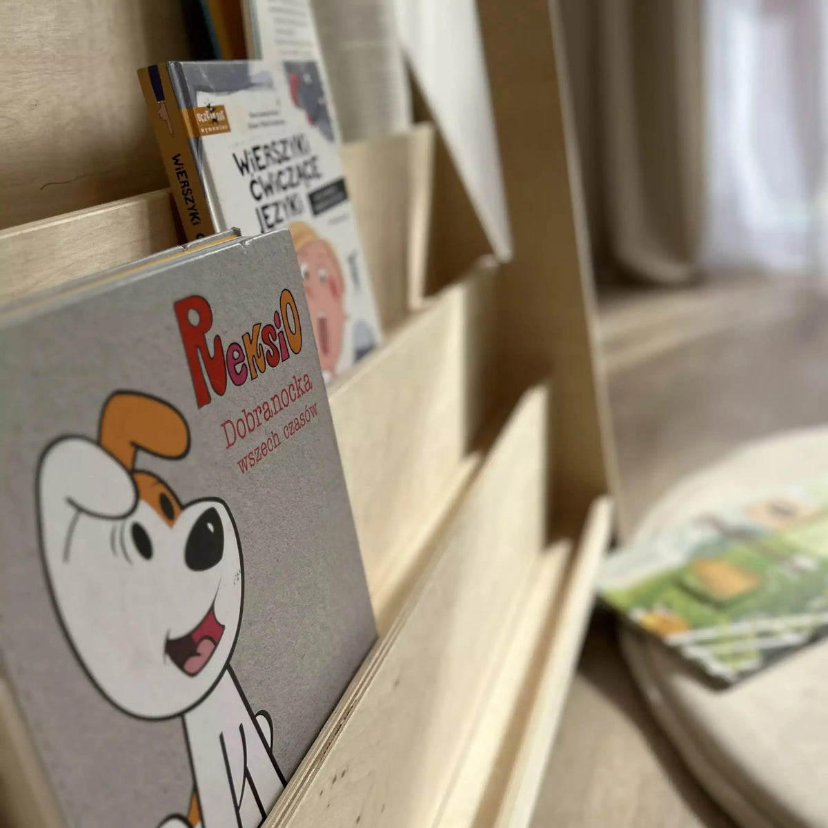 Bücherregal für Kinder in verschiedenen Größen