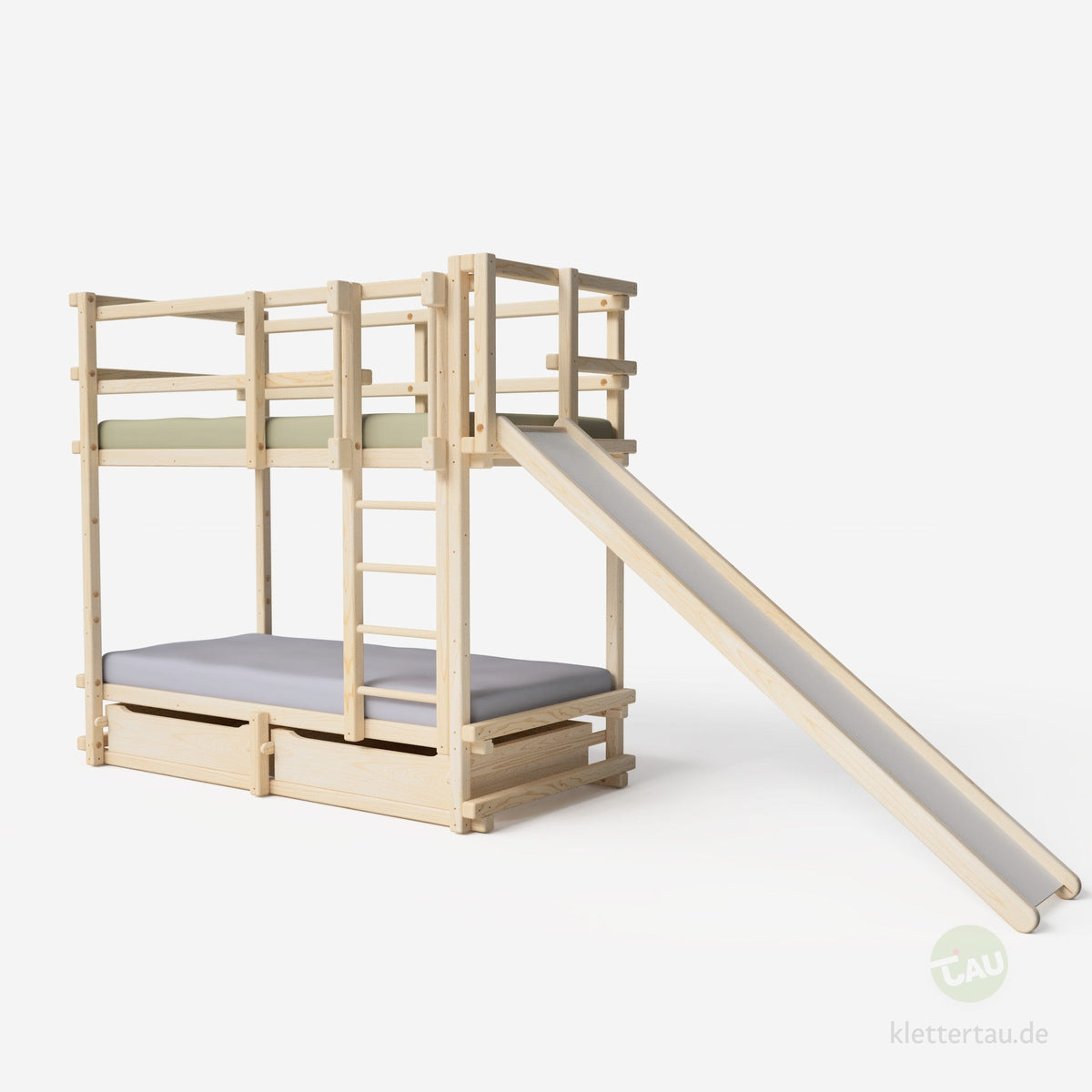Etagenbett aus Holz mit Rutsche