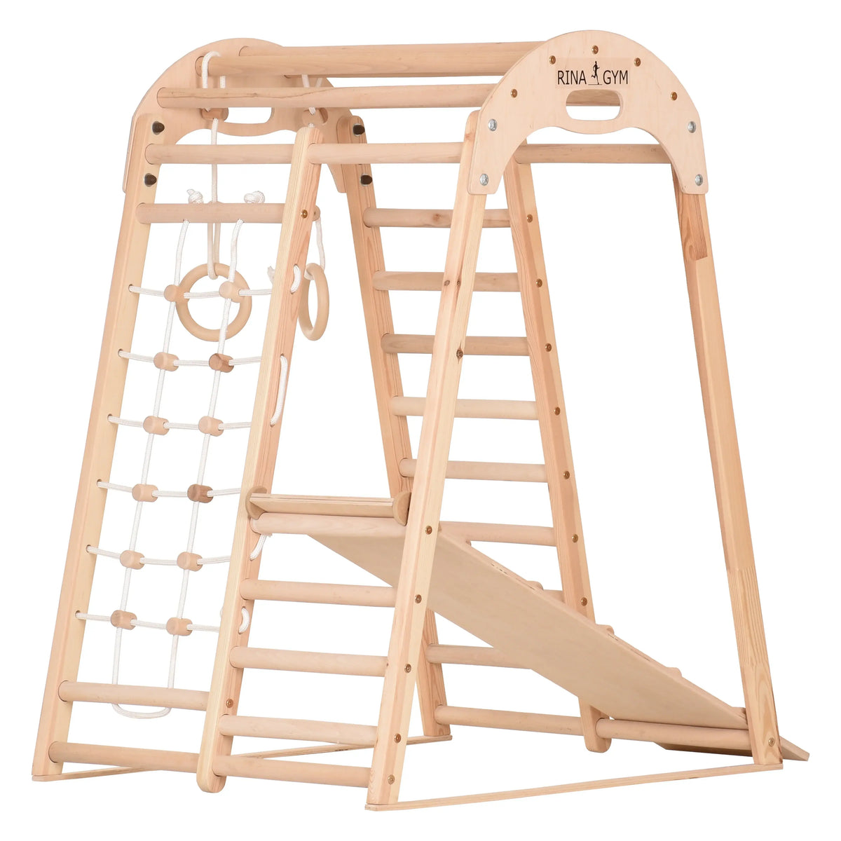 Indoor Spielplatz natur aus Holz mit vielseitigen Kletterelementen