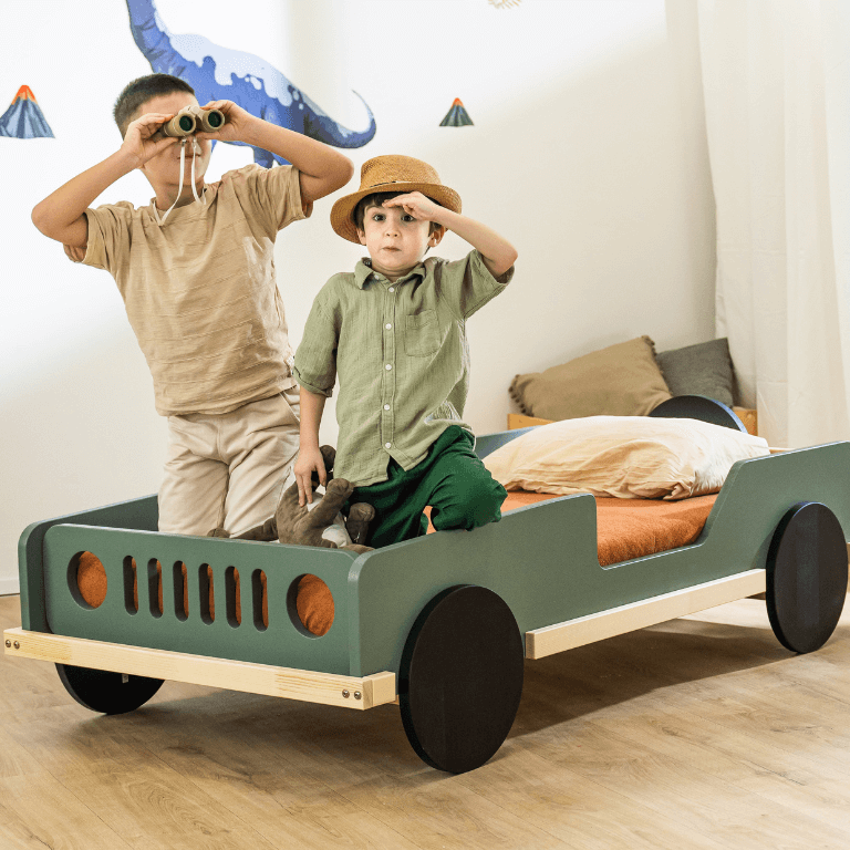 Holz Kinderbett JEEP im Auto-Design von Benlemi