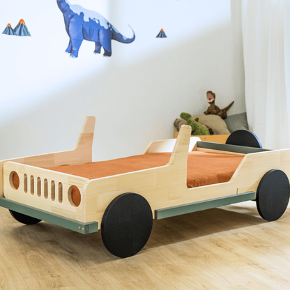 Holz Kinderbett SAFARI im Auto-Design von Benlemi