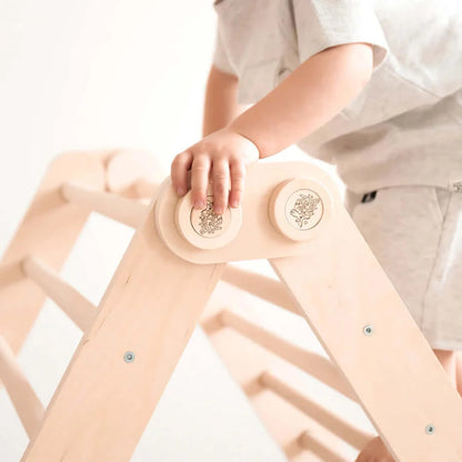Klettergerüst M als Kletter-Parcours im Kinderzimmer