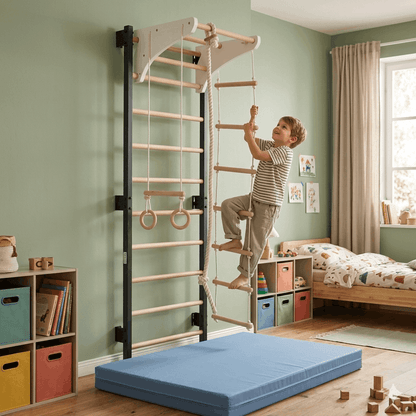 Kletterwand aus Metall mit Zubehör und Klimmzugstange von RINAGYM