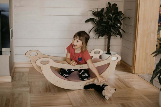 Kletterbogen, Schwingbogen und Wippe von Joy of Nature aus Holz