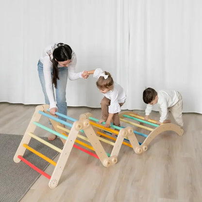 Buntes Klettergerüst L für Kinder aus Birkenholz als Indoor-Spielplatz