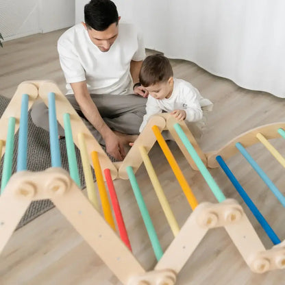 Buntes Klettergerüst L als Kletter-Parcours im Kinderzimmer