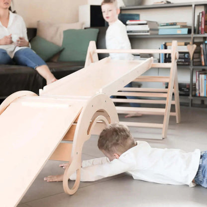 XXL Pikler Kletterset aus unbehandeltem Holz mit zwei Rutschbrettern
