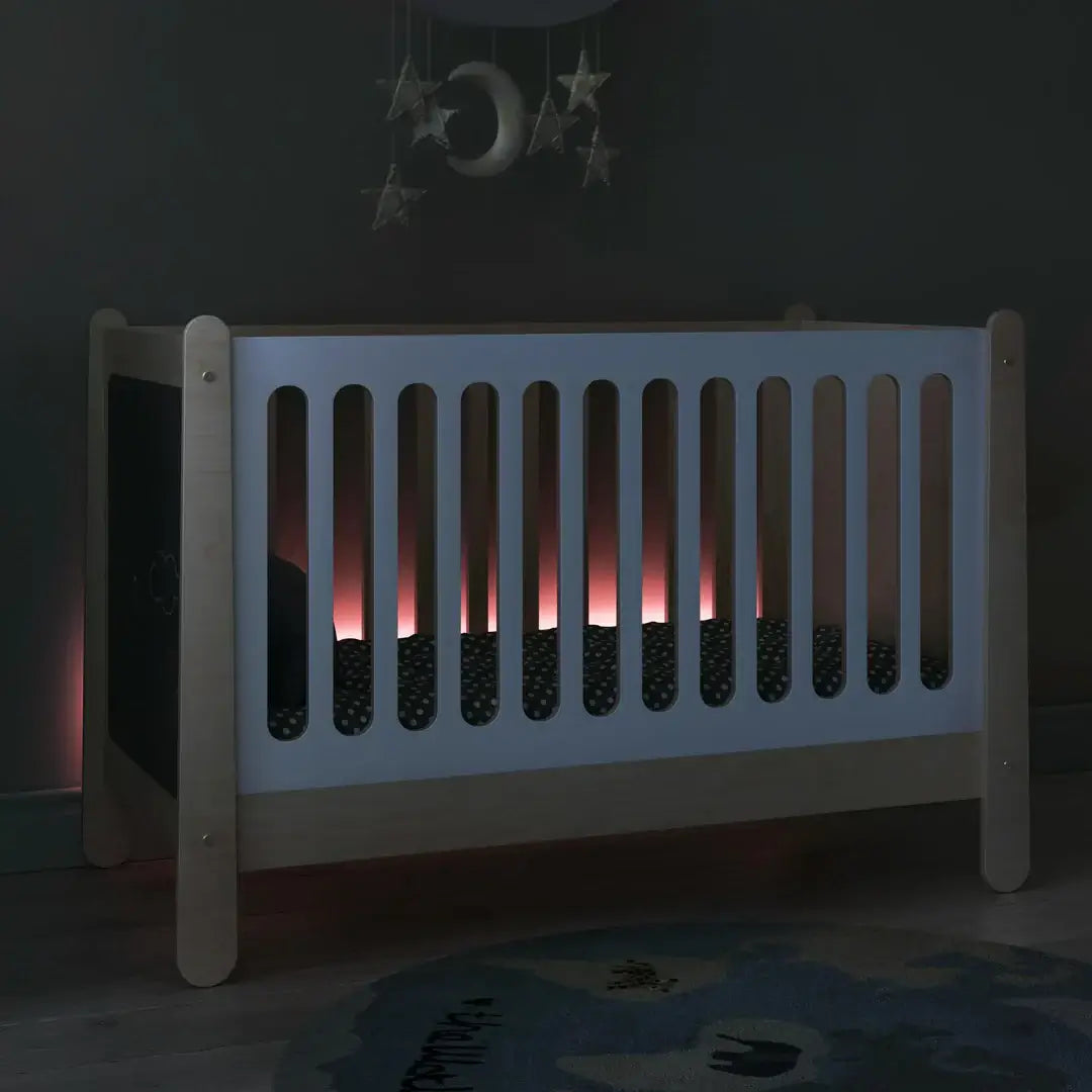 Mitwachsendes Kinderbett LILU aus stabilem Holz