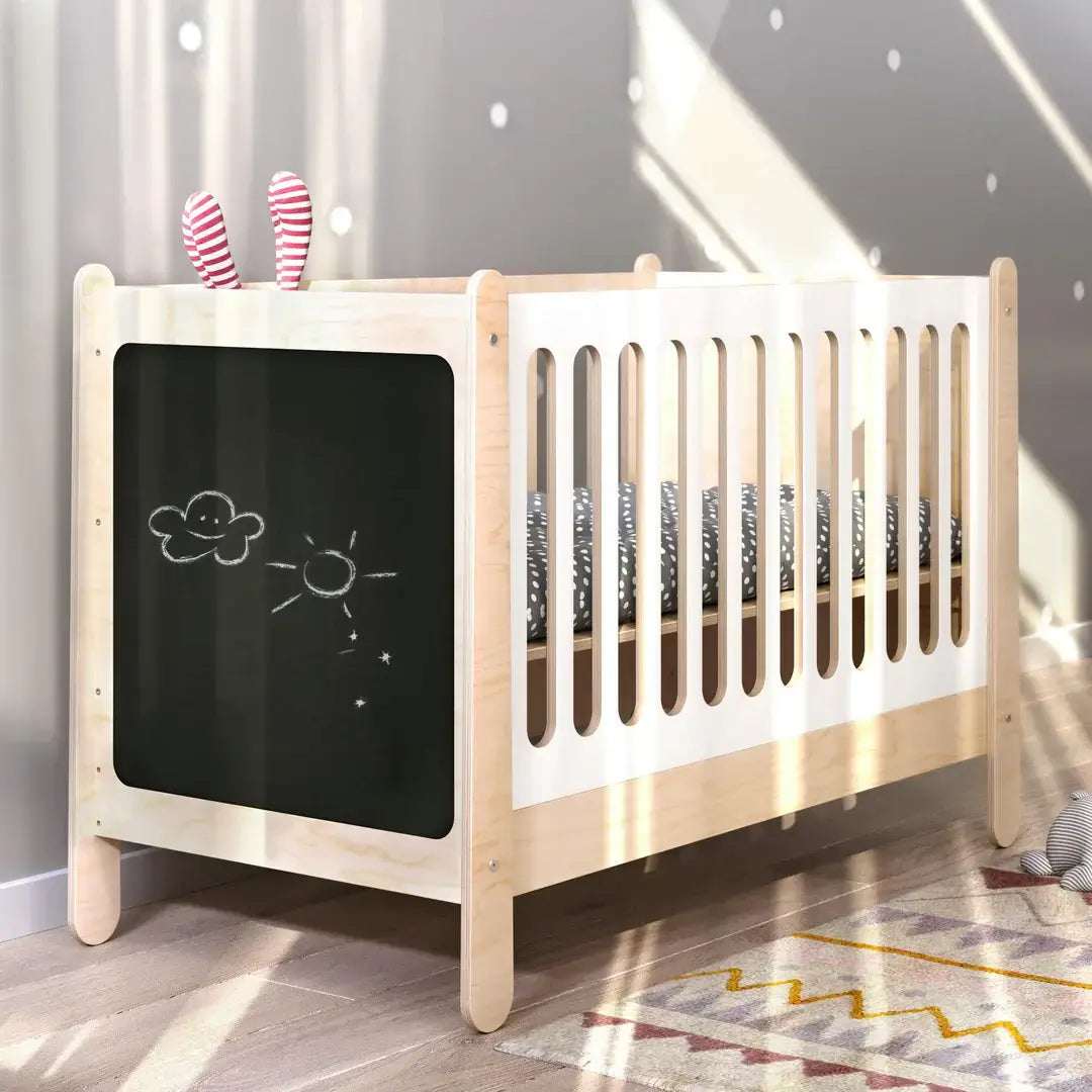 Mitwachsendes Kinderbett LILU im Kinderzimmer aufgebaut