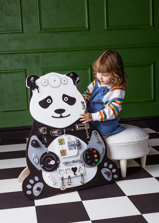 Motorikbrett Motorikwand Paula Panda von Foxy Family aus Holz