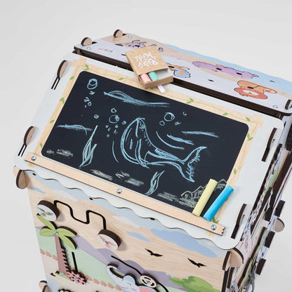 Activity Board Zoo im Detail aus Holz