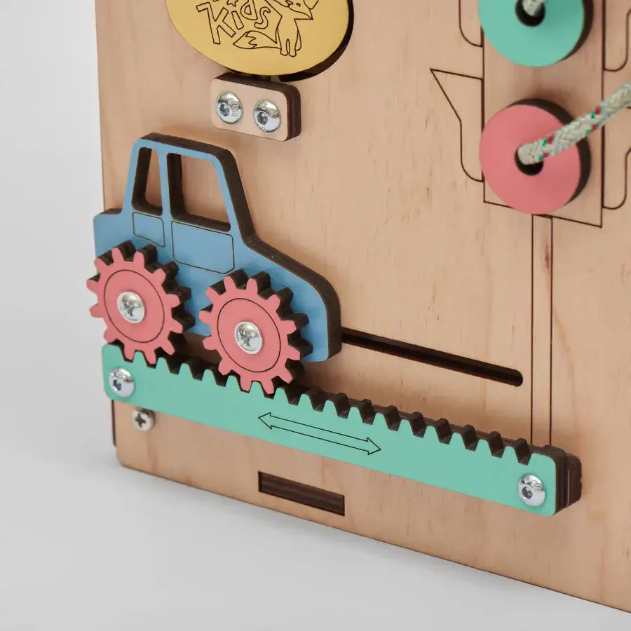 Activity Board Mini mit Zahnrädern und Schaltern
