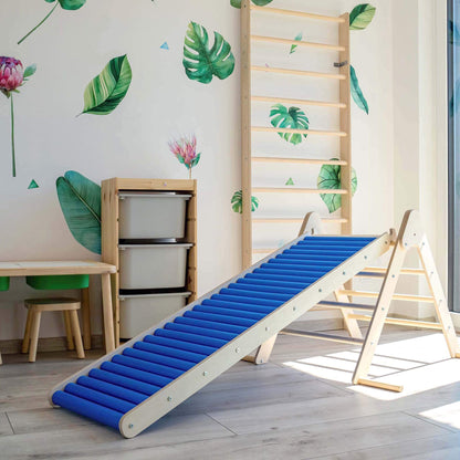 Rollenrutsche für Kinder aus Holz im Kinderzimmer