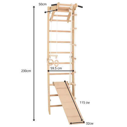 Sport Kletterwand mit Klimmzug in Natur mit angebauter Rutsche