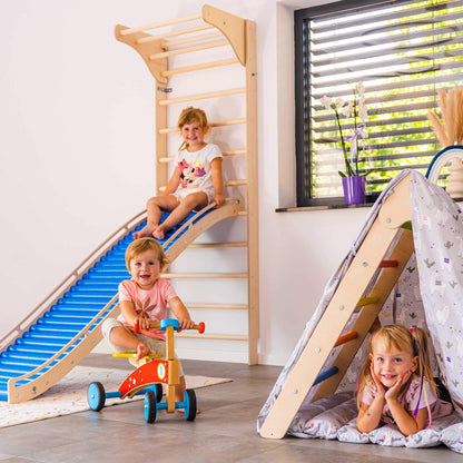 Wellen Rollenrutsche aus Holz im Kinderzimmer