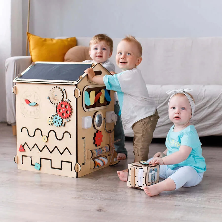 Motorikhaus Natura aus Naturholz für Kinder