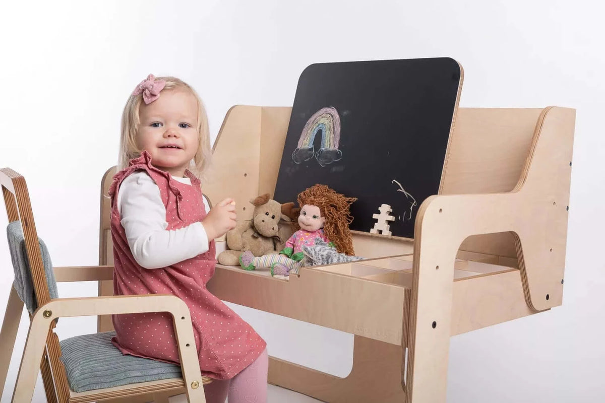 Montessori Schreibtisch-Set Ina mit Stuhl für Kinder