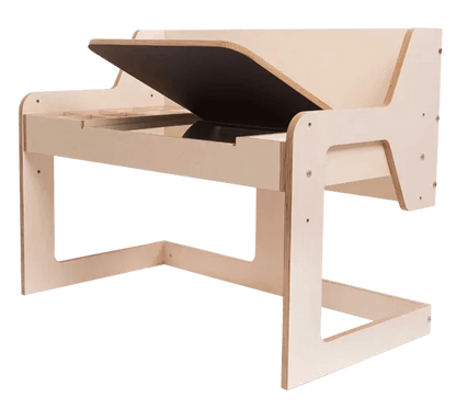 Montessori Schreib- und Maltisch Ina im Detail aus Holz
